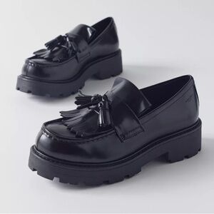 Vagabond Shoemakers Cosmo 2.0 Tassel Loafer